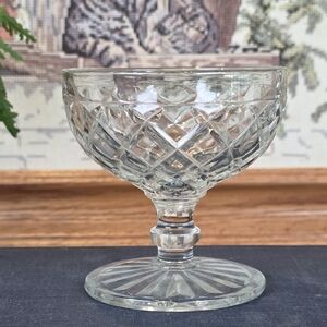 Vintage Pressed Glass Sherbet Dish Coupe - Diamond Cut Bowl & Rayed Base